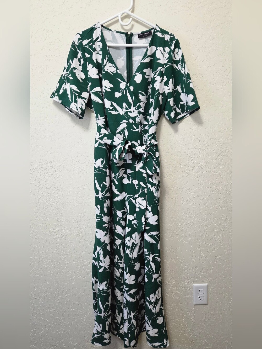 Lane Bryant Green and White Floral Wrap Wide Leg Surplice Jumpsuit Plus Size 18 - Picture 4 of 16